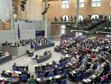 Εγκρίθηκε η εκταμίευση της τελευταίας δόσης από το γερμανικό κοινοβούλιο